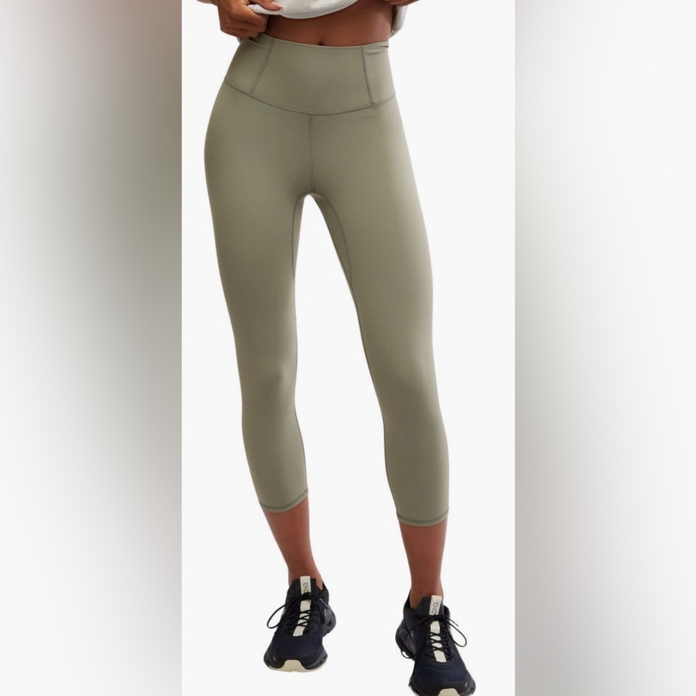 Free People FP movement never better logo leggings NEW